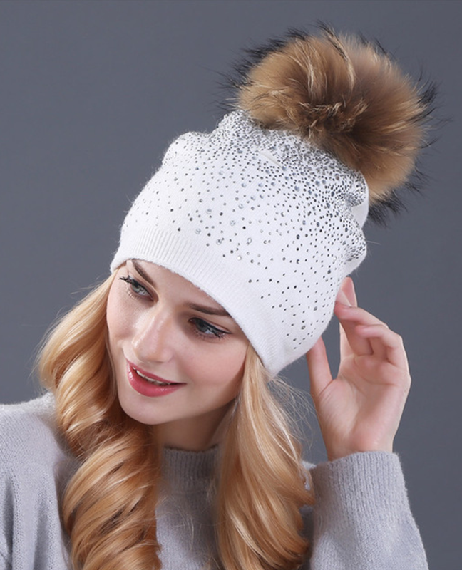 Rhinestones Rabbit fur knitted hat Rhinestones Rabbit fur knitted hat