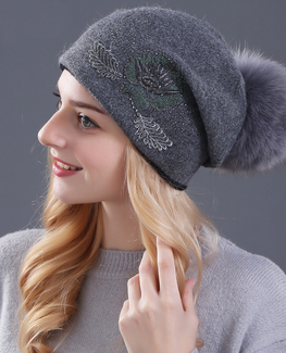 Real fox fur beanie